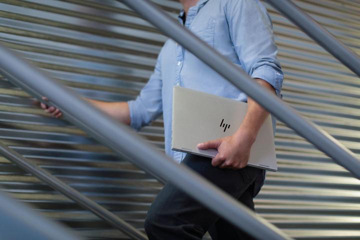 Produktbild HP EliteBook x360 (13.30", Intel Core i7-7600U, 16 GB, 512 GB, CH)