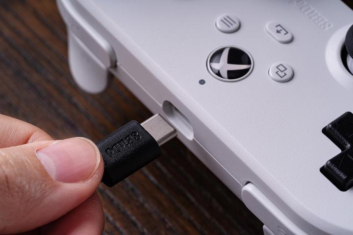 Image du produit 8bitdo Pro 2 (Xbox Series X, Windows)