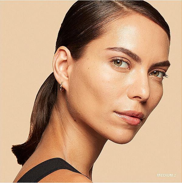 Produktbild Bobbi Brown Vitamin Enrichie Skint Tint Sun Protection Factor 15 Medium 2 (Medium 2)