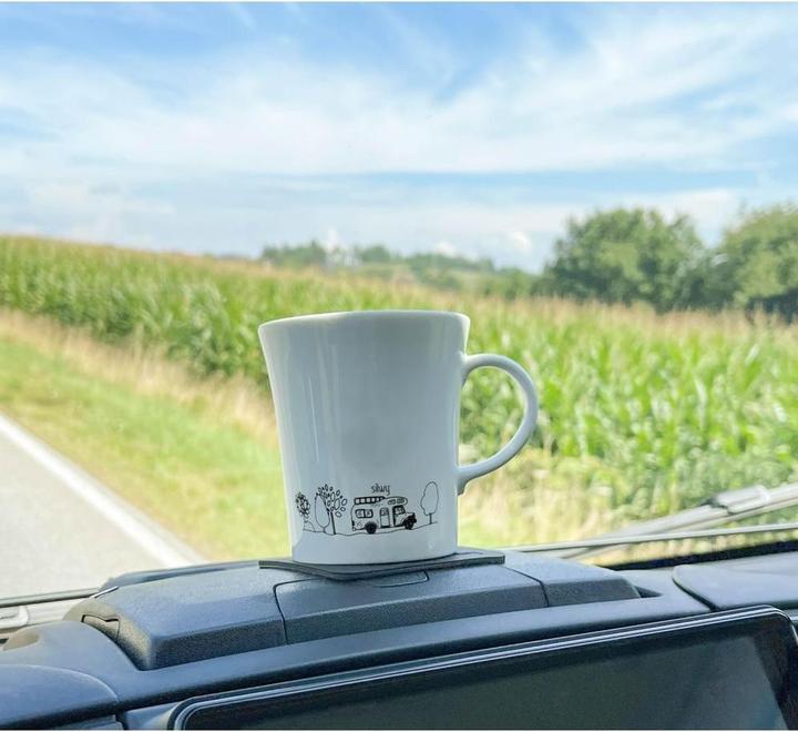 Actual product image Silwy Porcelain Magnet Handle Mug Set Camping