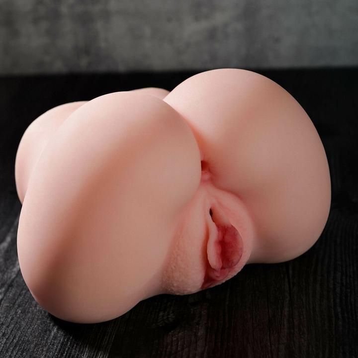 Actual product image Evolved Dani DanielsRealistischer Masturbator