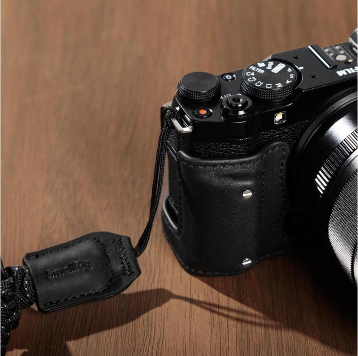 Actual product image SmallRig 4879 Camera Leather Half Case Kit