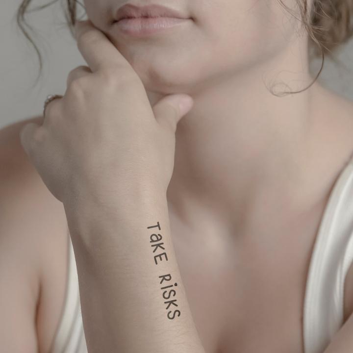Produktbild minink Temporäres Tattoo – TAKE RISKS