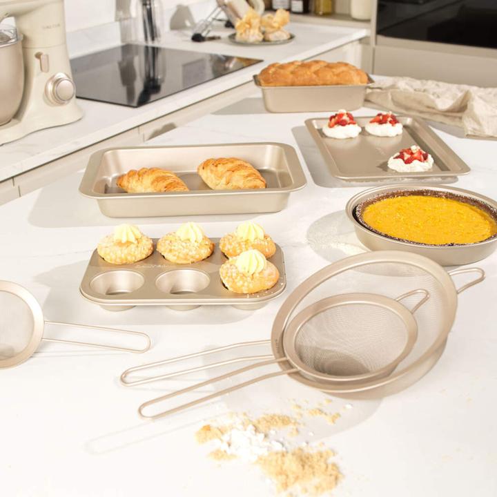 Actual product image Salter Bakes 5pc Baking Set