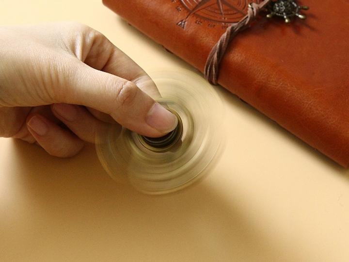 Image du produit FidgetSpinner One Cent Coins Dollar Pièce de monnaie Main Spinner