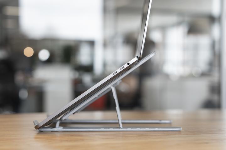 Produktbild Xtorm laptop stand 1 793215