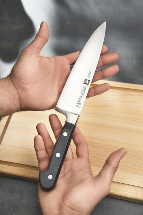 Actual product image Zwilling Professional S (20 cm)