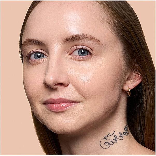 Actual product image Bobbi Brown Fond de teint longue tenue SPF 15 No. N 030 - Neutral Sand (No. N 030 - Neutral Sand)