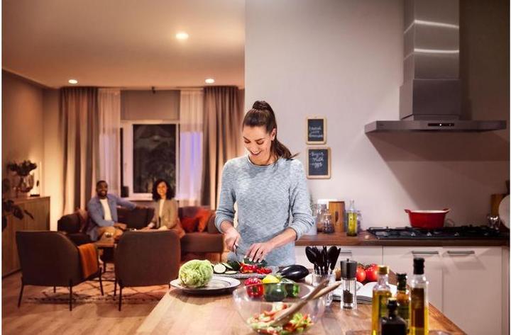 Immagine prodotto Philips Hue Starter kit (E27, 9 W, 1100 lm, 3 x, F)