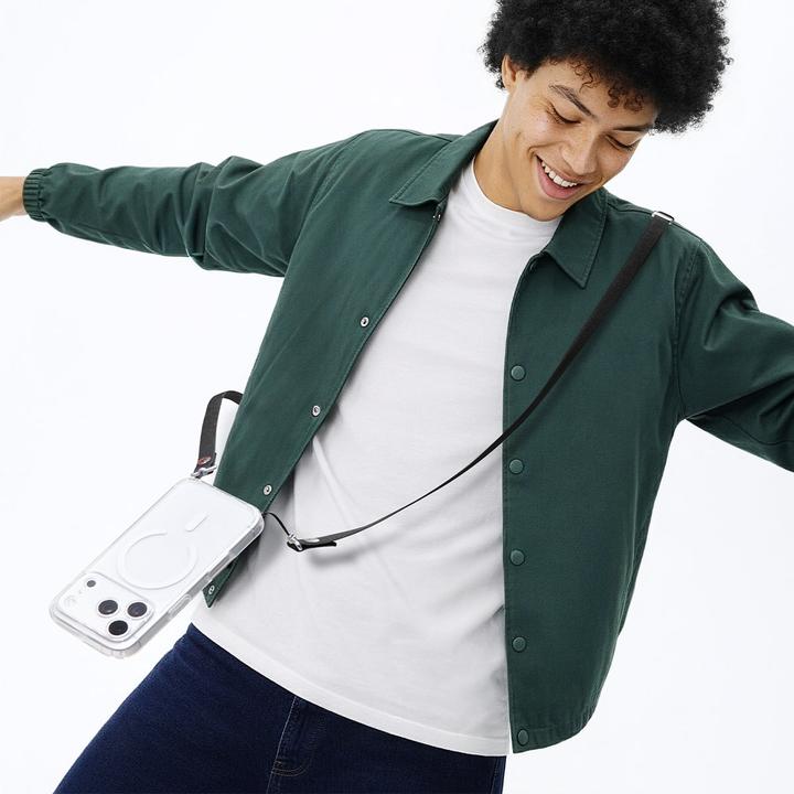 Produktbild Spigen DA30l Lanyard Strap Crossbody Schwarz