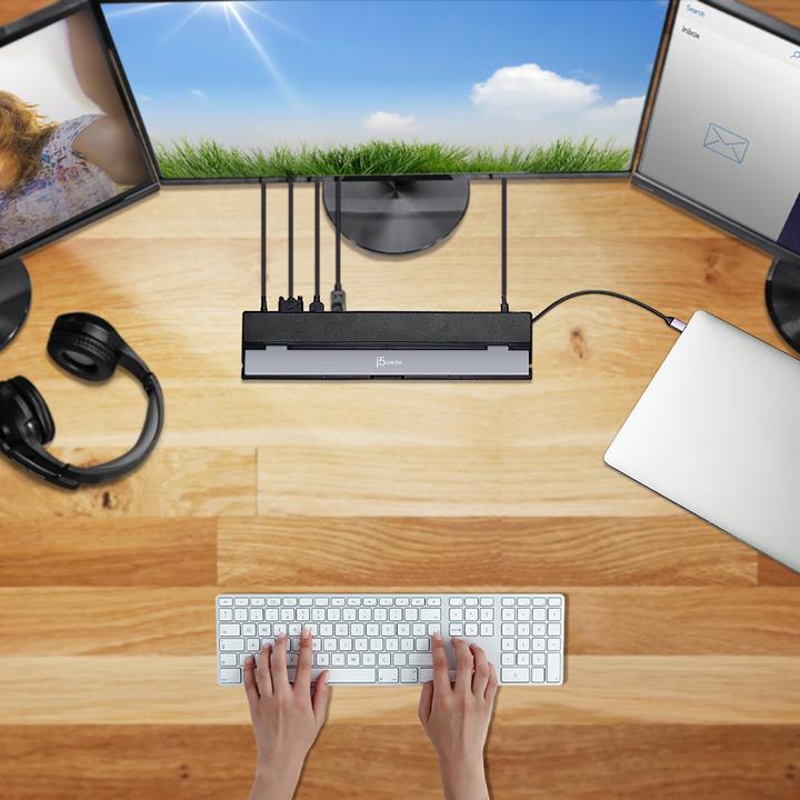 Actual product image j5Create Triple Display Dock (USB-C, USB-A, 12 Ports)