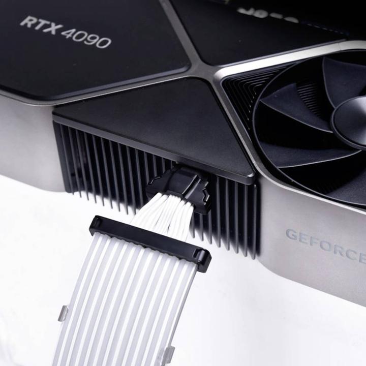 Produktbild Lian-Li Strimer Plus V2 (RGB)