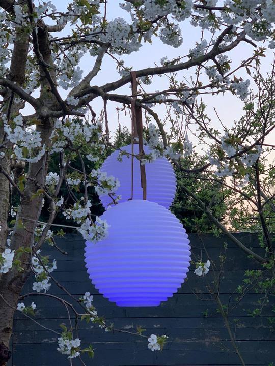 Produktbild Nikki.Amsterdam The Ball Akku-LED-Leuchte, mehrfarbig (RGB), Fernbedienung, strahlwassergeschützt (