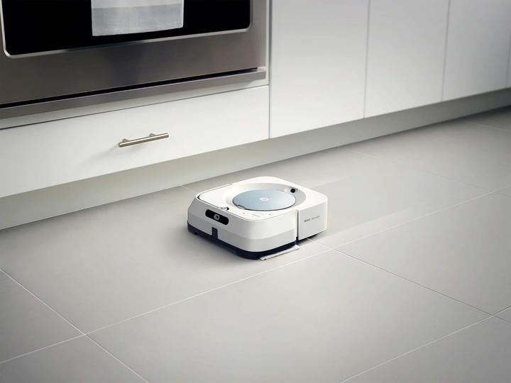 Actual product image iRobot Roomba M6134 mopping robot (Wiping cloth)
