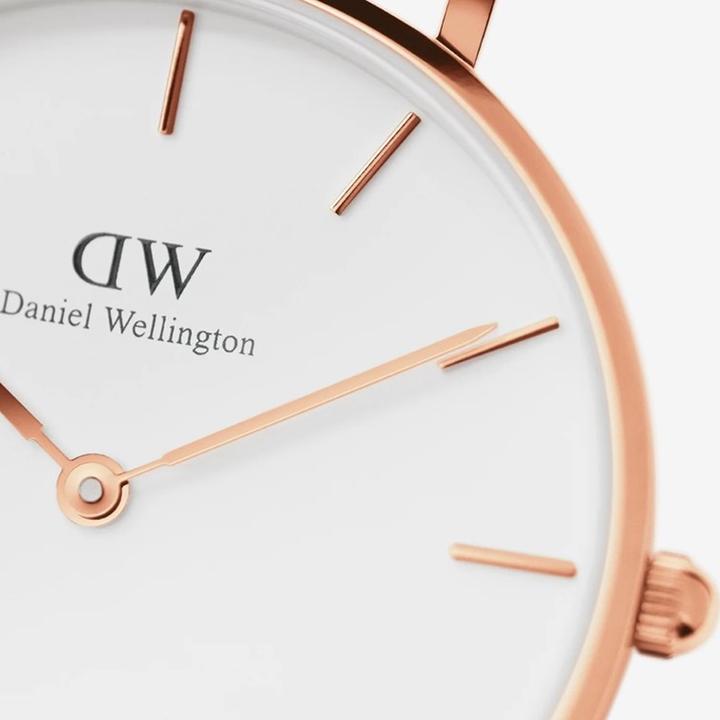 Actual product image Daniel Wellington Classic Petite (Analogue wristwatch, 28 mm)