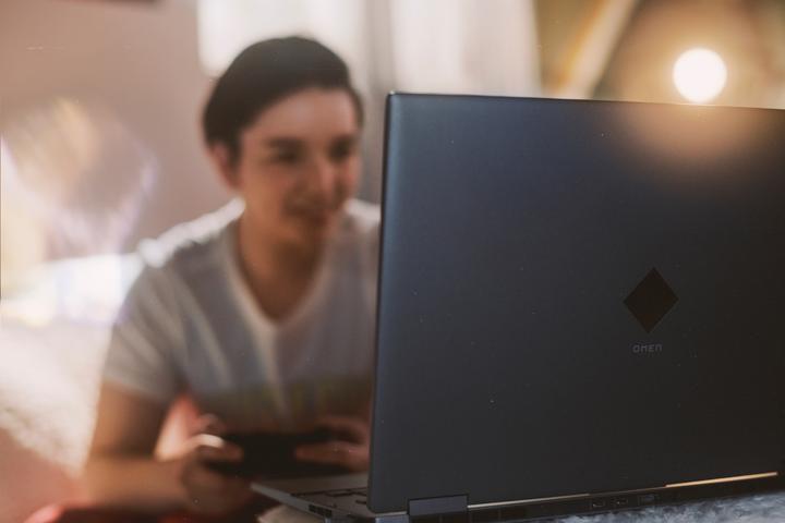 Produktbild HP Omen 16-n0076ng (16.10", 512 GB, 16 GB, DE, AMD Ryzen 7 6800H)