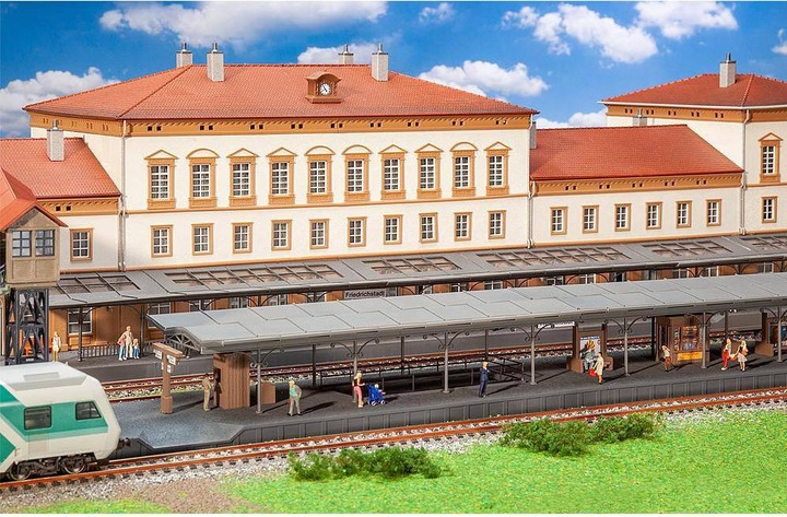 Produktbild Faller Bahnsteig Friedrichstadt