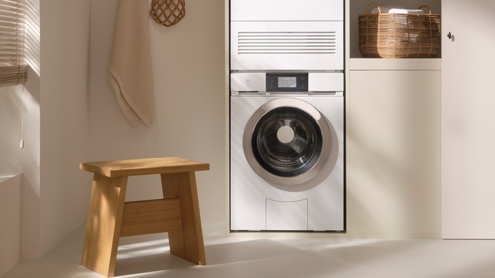 Actual product image V-Zug AdoraWash V6000 (8 kg, Right, CH plug)