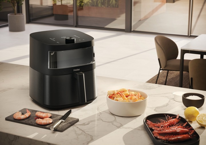 Immagine prodotto Haier Friggitrice ad aria I-Master Serie 5 Nero, Capacità 7 L, Range di temperatura 40°-200°, 9 in 1, Acce