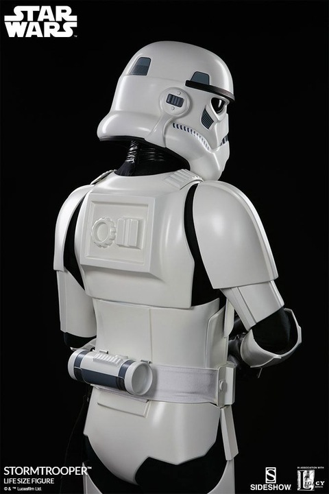 Actual product image Sideshow Star Wars Life-Size Statue Stormtrooper 198 cm
