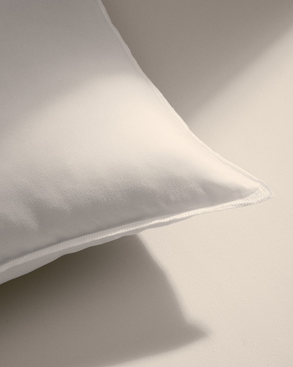 Actual product image Fluff (45 x 45 cm)