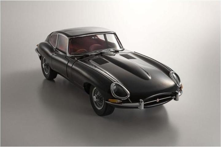 Immagine prodotto Kyosho Jaguar Type-E 3.8L Coupe MK1 1961 Schwarz, 1:18