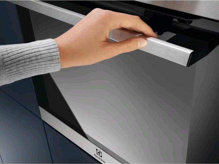 Actual product image Electrolux EOF4P46X 72 L 2990 W A+ Stainless steel