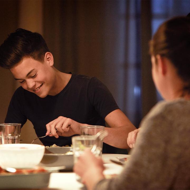 Produktbild Philips LED (E27, 806 lm, 3x)