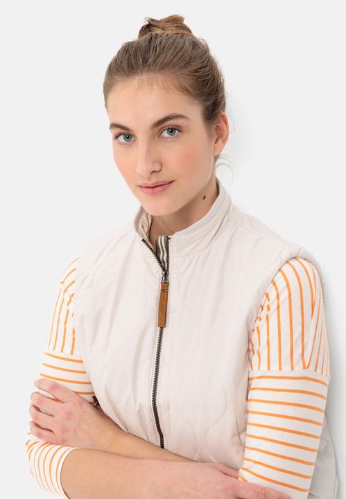 Actual product image Camel Active Short quilted waistcoat made from recycled polyester (46)