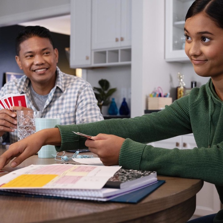 Productafbeelding Hasbro Kaartspel Monopoly Bod (Fins, Zweeds)