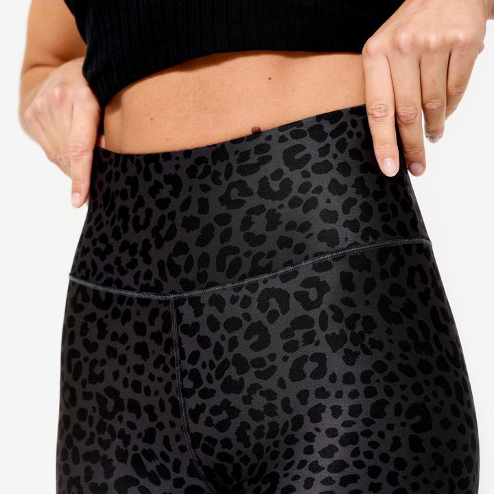 Image du produit Domyos Cycliste de fitness extensible femme, gris foncé imprimé léopard (XS)