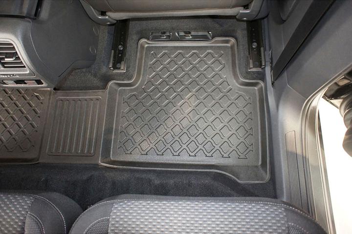 Produktbild Aristar Allwetter Fussmatten für VW Touran ab 2015 bis heute (1 Set à 4 Fussmatten)