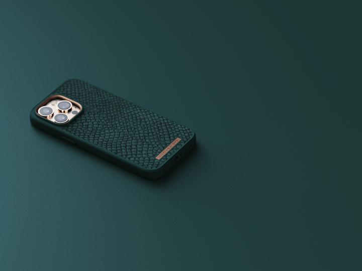 Immagine prodotto Njord Custodia rigida Salm.Leather Magsafe verde (Apple iPhone 14 Pro Max)