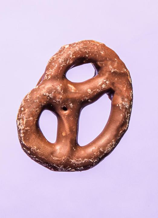 Produktbild KoRo Laugebrezeln in Vollmilchschokolade (1000 g)