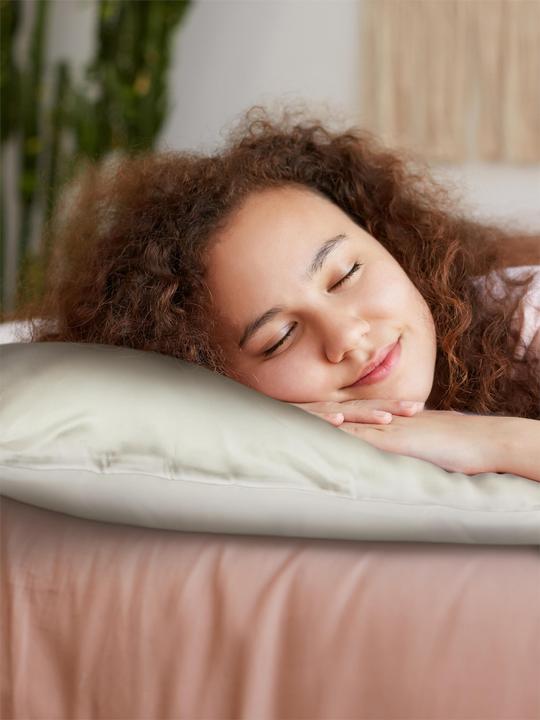 Actual product image Aspero Satin pillowcase 40x80 cm Alia - 9053 (Pillowcase, 40 x 80 cm)