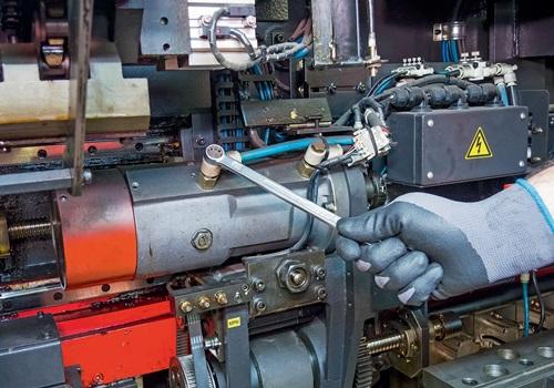 Produktbild HAZET Ring-Maulschlüssel ∙ extra lang ∙ schlanke Bauform 600LG-17 ∙ Aussen Doppel-Sechskant-Traction… (17 mm)