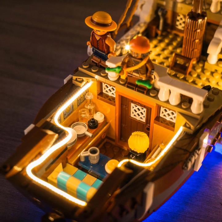Immagine prodotto BrickBling LED Licht Set für LEGO One Piece: Das Piratenschiff Flying Lamb (75639)