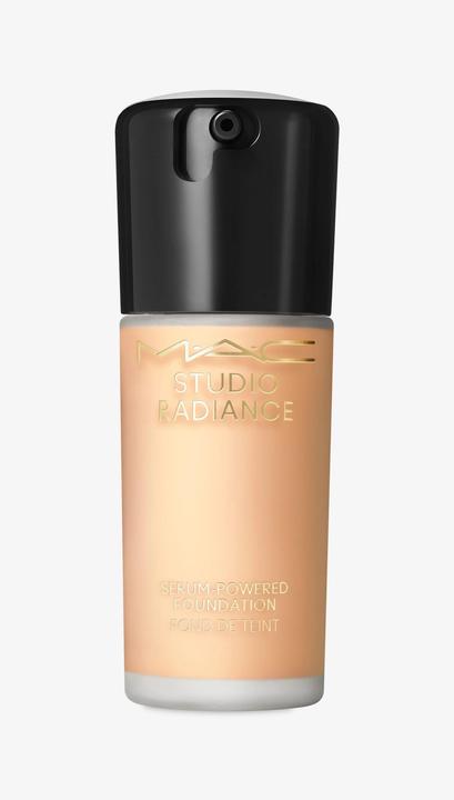 Actual product image MAC Cosmetics M.A.C. Studio Rad Serum Pow Fond de Teint NC16 (No. NC16)