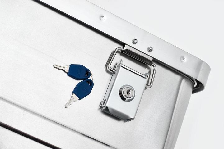 Alutec cylinder lock, for aluminium boxes, optionally keyed alike or keyed differently, with 2 keys