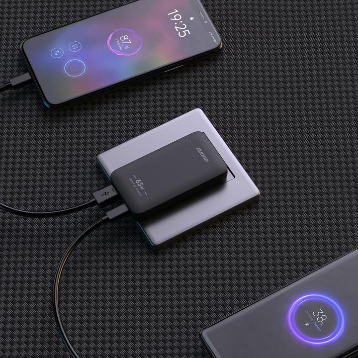 Actual product image Dudao GaN A65Q 65W USB-A / USB-C PD Ultra-Thin Wall Charger - Black (65 W)