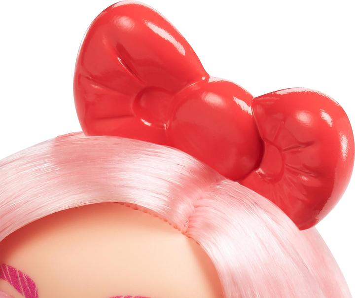Produktbild Hello Kitty Éclair Puppe