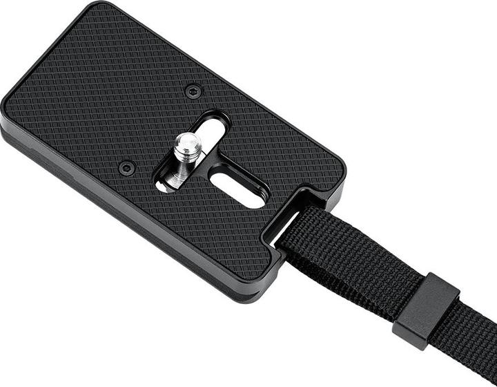 Produktbild JJC CP AT1 Arca Swiss Quick Release Plate with AirTag slot (Stativ Schnellwechselplatte)