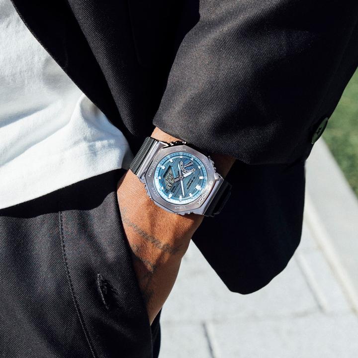 Actual product image G-Shock GBM-2100A-1A2ER (Chronograph, Digital watch, 44.40 mm)