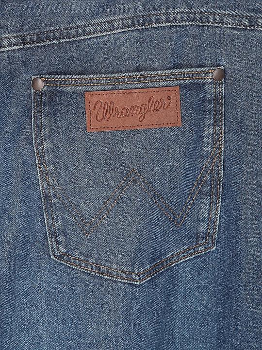 Actual product image Wrangler Frontier (W33/L34)