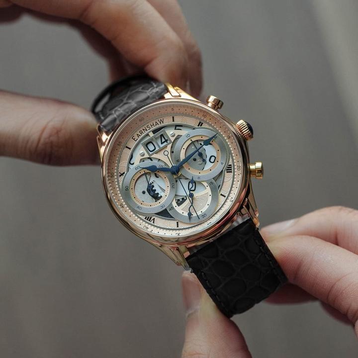 Actual product image Thomas Earnshaw Chronograph Analog Quartz with Leather Strap (Chronograph)