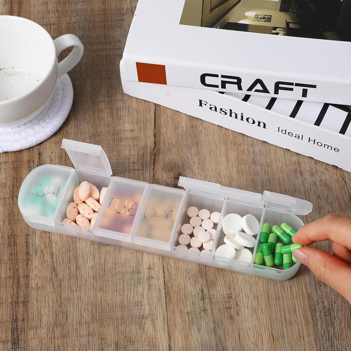 Immagine prodotto Cbx Tablettenbox 7 Tage, Pillendose für eine Woche mit grosser Kapazität, handliche Medikamentenbox