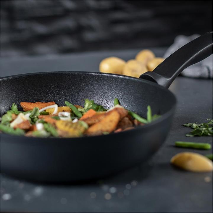 Actual product image Kuhn Rikon Titanio Star frying pan (24 cm, Frying pan, Aluminium)