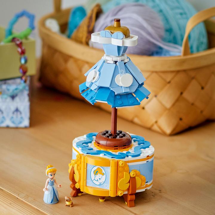 Produktbild LEGO Cinderellas Kleid (43266, LEGO Disney)