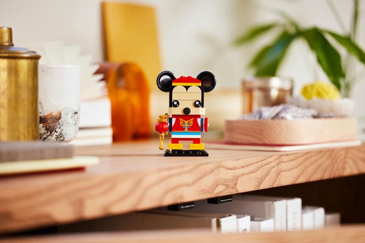 Produktbild LEGO BrickHeadz Micky Maus im Frühlingsfestkostüm (40673, LEGO Brickheadz)