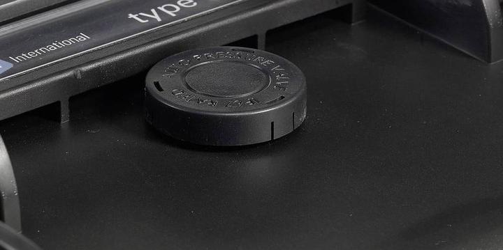 Actual product image B+W Outdoor case type 3000 - SI (Photo case, 12 l)